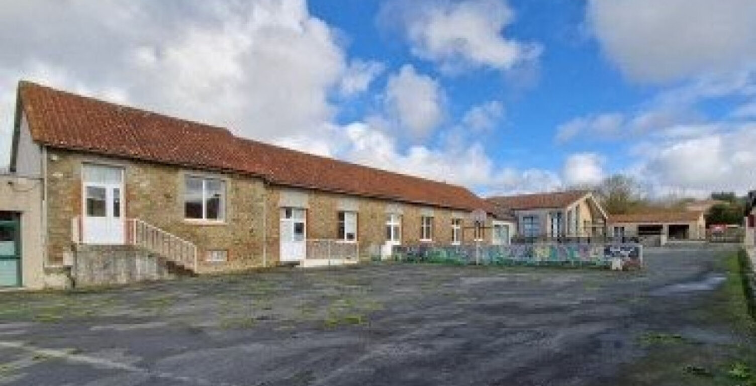 OPPORTUNITÉ INVESTISSEURS - MAISON A RENOVER — photo 1