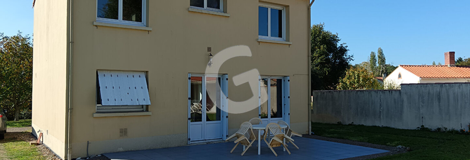 Maison 6 Pièces 115 m² à vendre à Avrillé (85440)