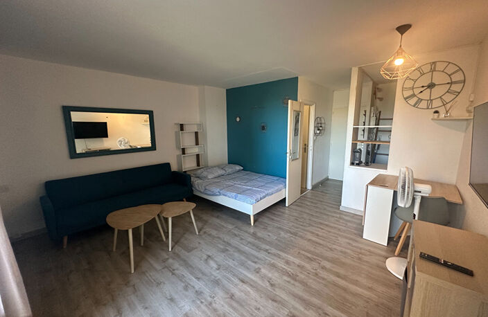Exlusivité Vente Aix proche faculté, LC gestion vous propose un studio meublé dans copropriété  fermée et sécurisée avec place de parking — photo 2