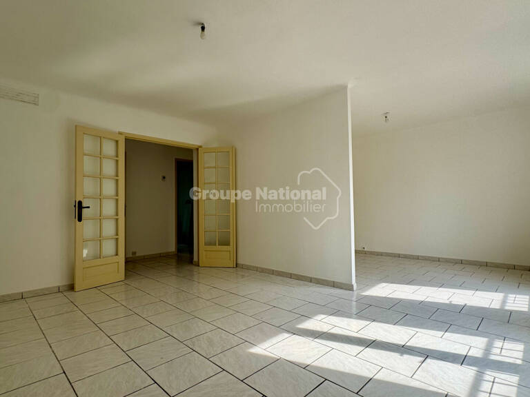 Appartement P4 de 70 m² parking et cave - Nîmes — photo 1