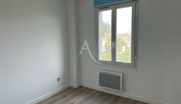 Villa / Maison 4 pièces  à louer Rochefort 17300