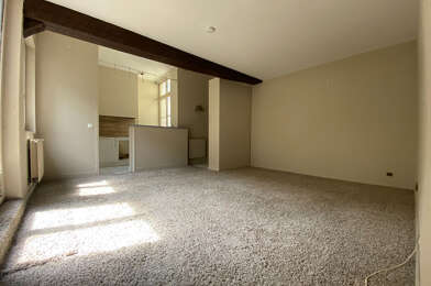 Appartement 3 pièces 820 €