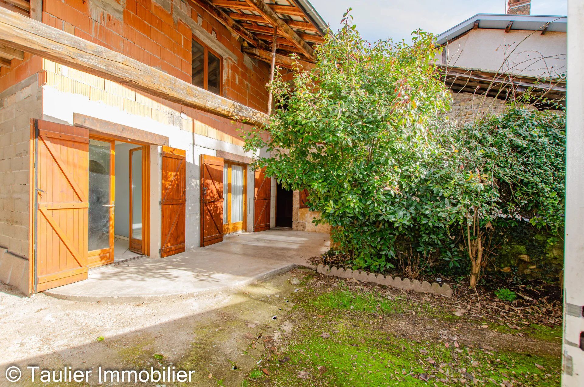 Maison de Village   T6 à vendre Chatte 38160