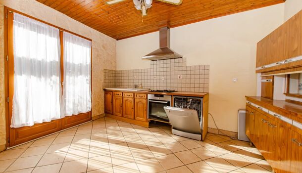 Maison de Village  6 pièces  à vendre Chatte 38160