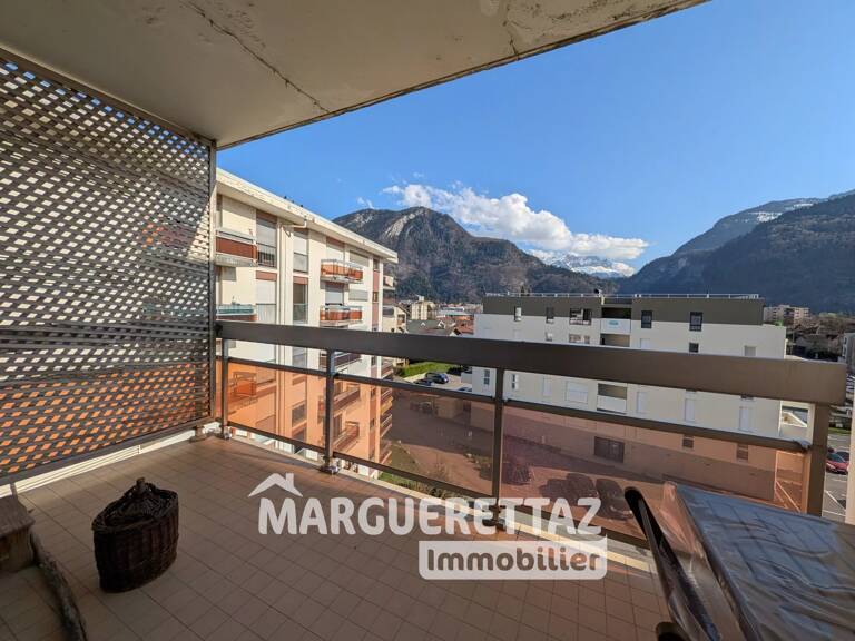 T3 DE 75 M² A CLUSES — photo 1