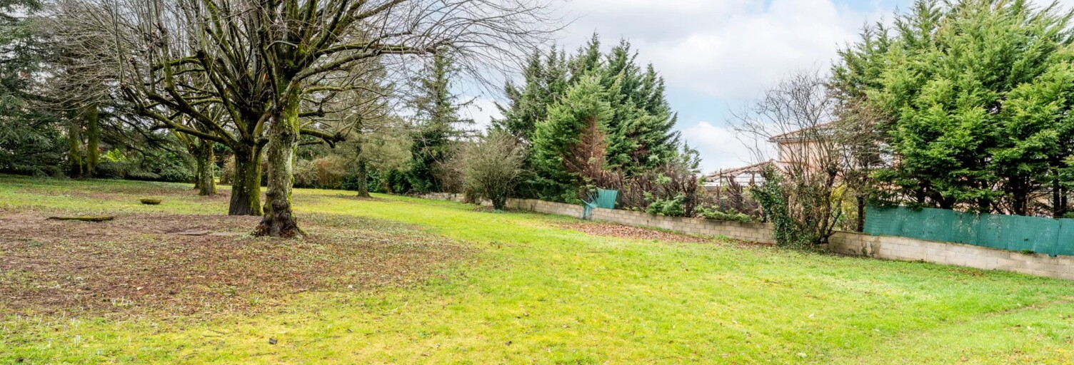 Terrain  1412 m² à vendre à La Tour-de-Salvagny (69890)