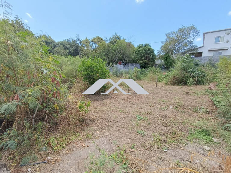 Terrain 300 m² Saint Louis — photo 1