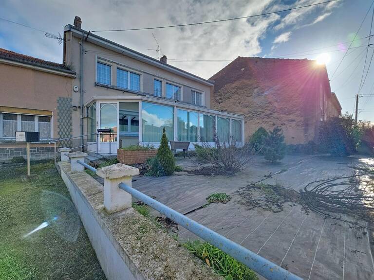 Maison de 229 m2 dont 86 m2 à rénover — photo 1