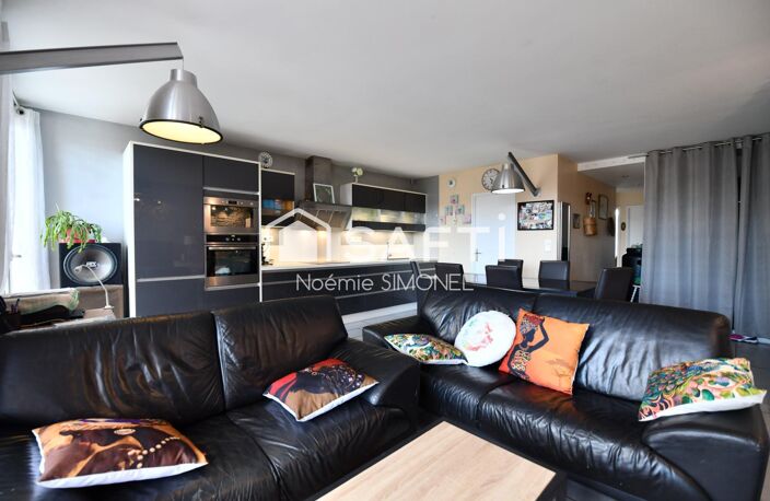 Grand appartement de trois pièces ! Ravalement réalisé récemment! — photo 2