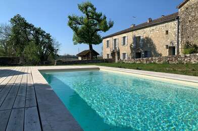 Maison 9 pièces 495000 €