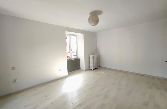 Appartement hors copropriété — photo 4
