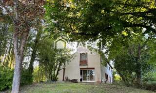 Maison 8 Pièces 250 m² à vendre à Neuvy-Saint-Sépulchre (36230)
