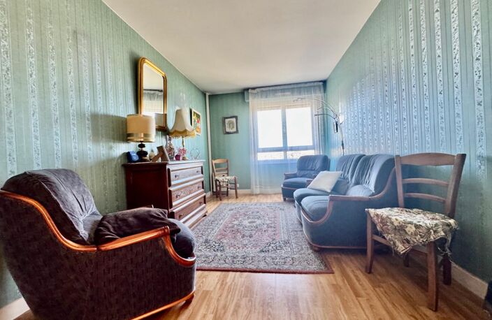 Appartement T4 proche centre ville — photo 3