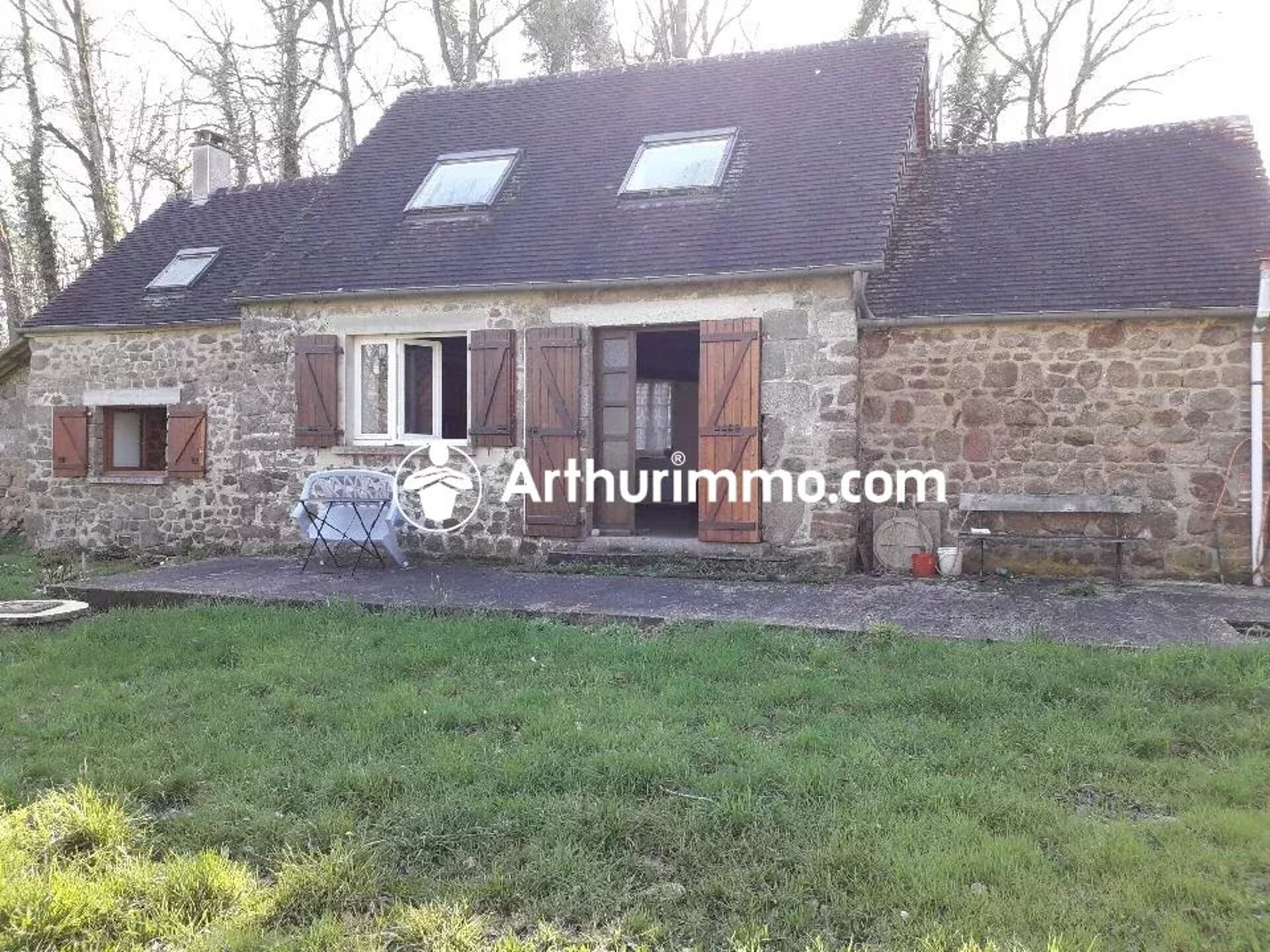 Maison 5 pièces 93 m² · à Tessé-Froulay · 93 m² · 133 000 €