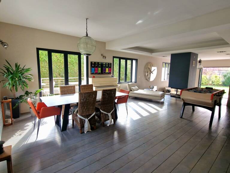 Maison 8 pièces 187 m² — photo 1
