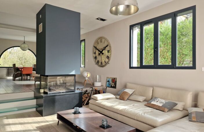 Vente maison 8 pièces 187 m² Vaucresson (92420) — photo 2