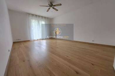 Appartement 4 pièces 270000 €