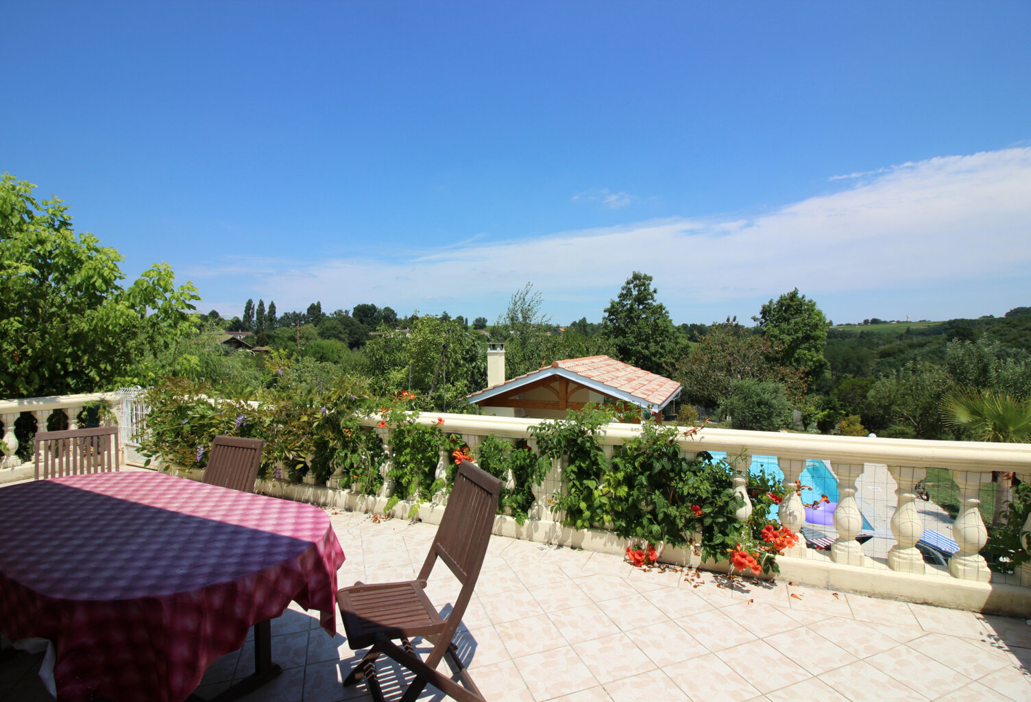 Hauteur de Rions grande Maison + un appartement de 40m2 — photo 1