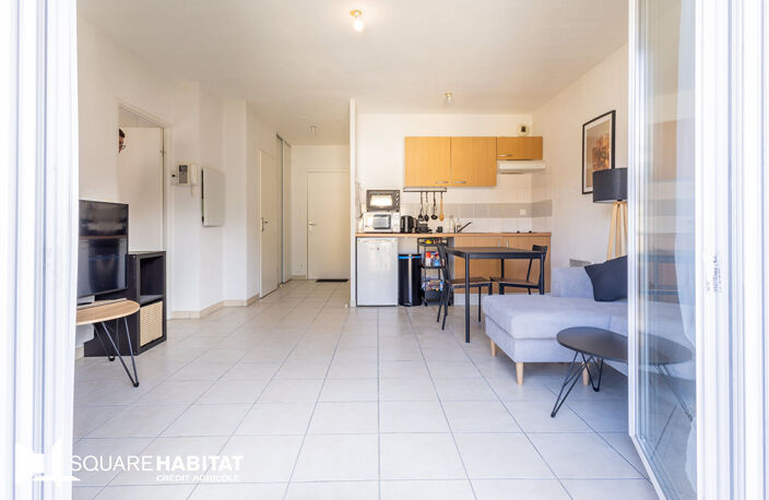 Appartement T2 vendu loué avec balcon et parking — photo 2