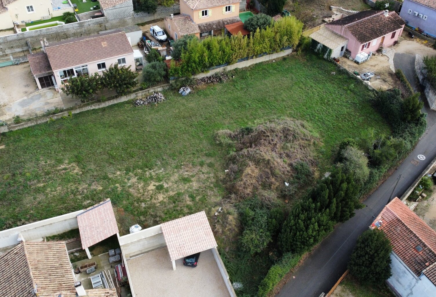 Terrain — photo 1