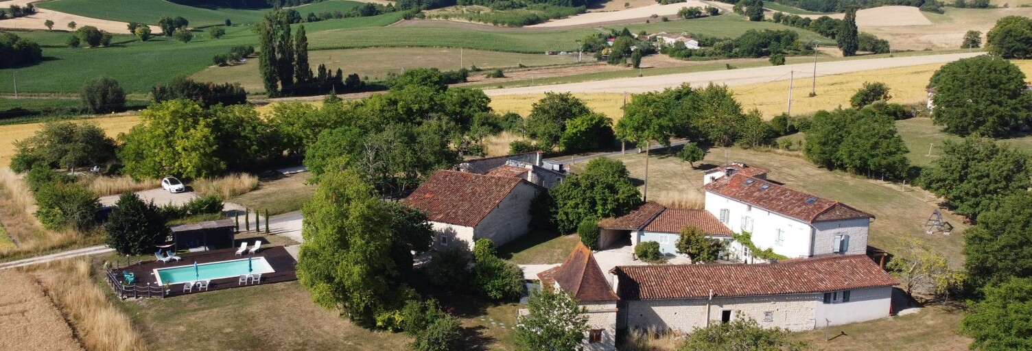 Maison 11 Pièces 218 m² à vendre à Palluaud (16390)