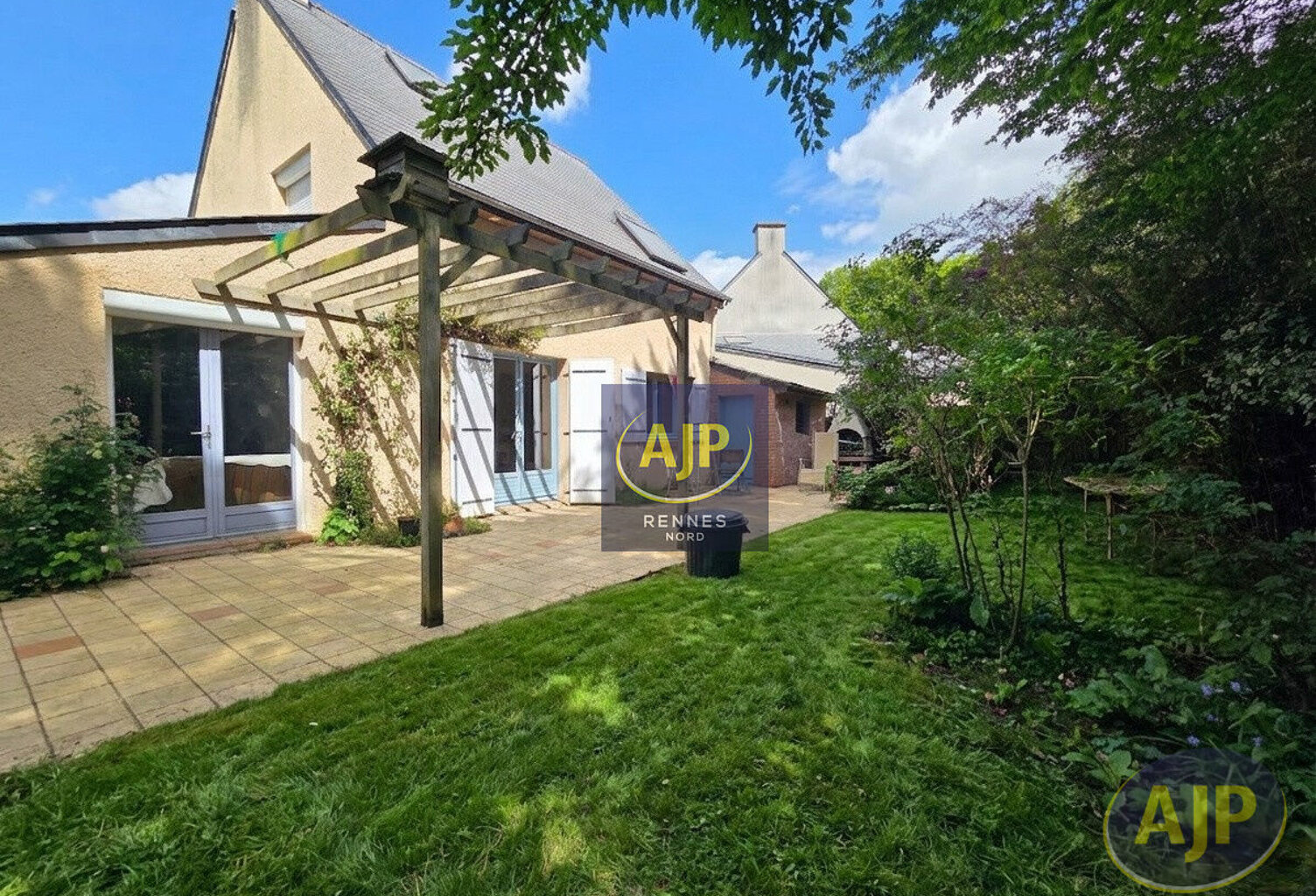 Maison 4 chambres 121 m2 jardin garage — photo 1