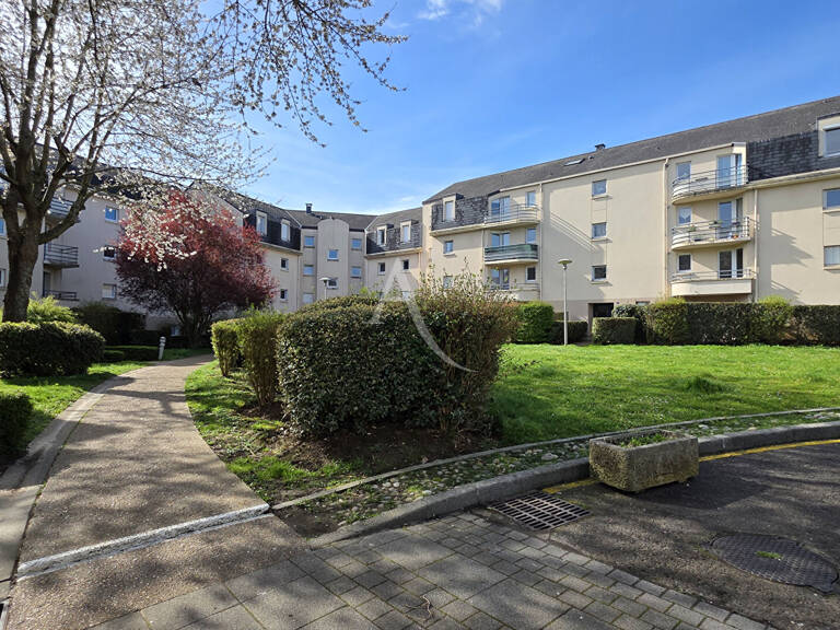 Appartement Jouy Le Moutier 3 pièce(s) 61 m2 — photo 1
