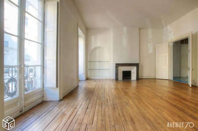 Appartement 4 pièces 483600 €