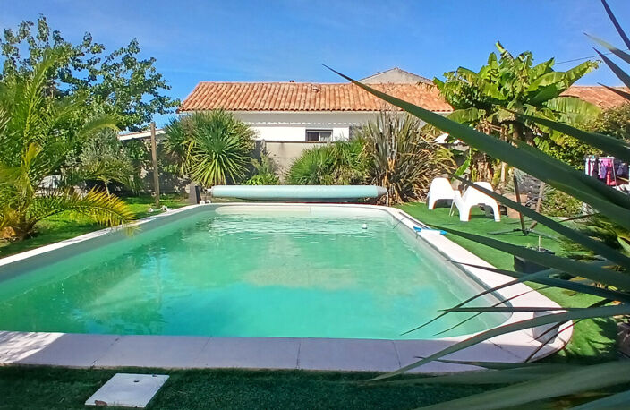 SAUJON-MAISON  167m² avec garage ,véranda et piscine sur 720m² — photo 2