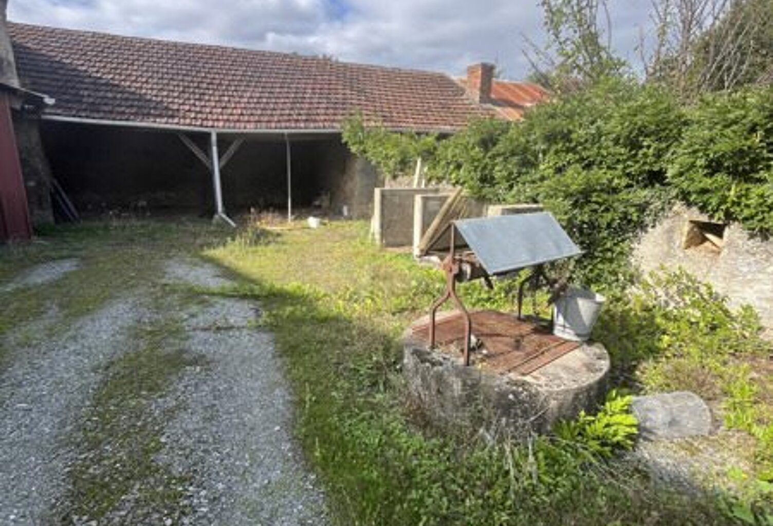 Vente maison 3 pièces 55 m² Châteaumeillant (18370) — photo 1