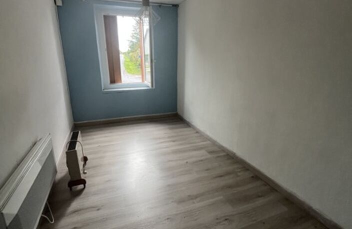 Vente maison 3 pièces 55 m² Châteaumeillant (18370) — photo 5