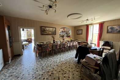 Maison 8 pièces 77420 €