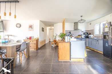 Maison 7 pièces 299999 €