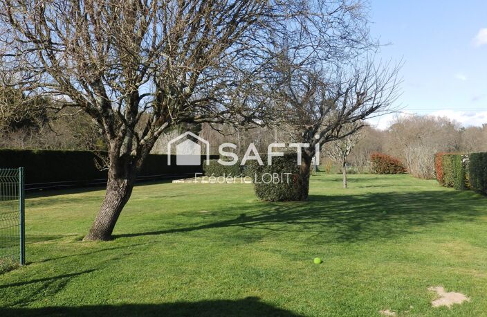 Jolie Maison située à Lagorce avec son jolie terrain et ses beau volume — photo 4