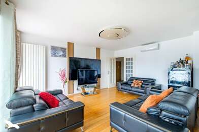 Appartement 5 pièces 245000 €