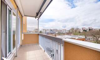 Appartement 5 Pièces 103 m² à vendre à Bron (69500)