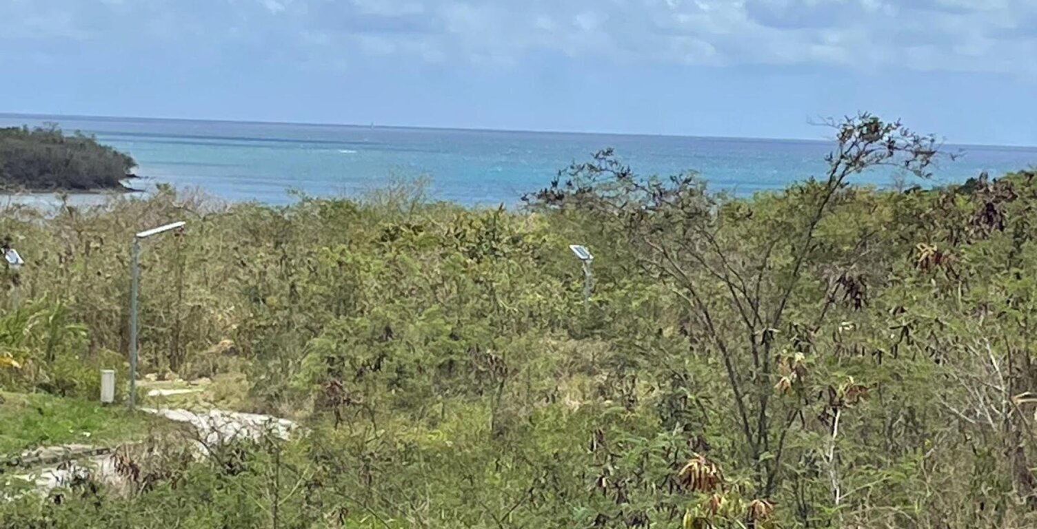 Superbe terrain avec très belle vue mer — photo 1