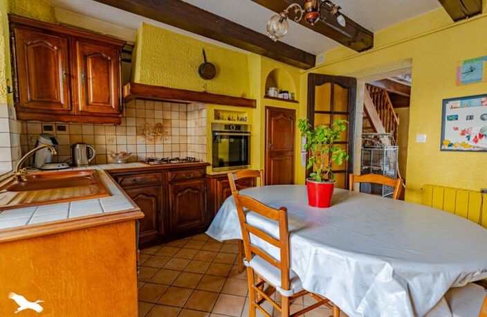 Maison en pierre de 4 pièces principales — photo 3