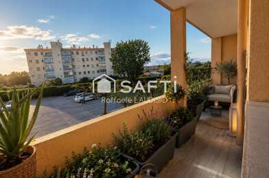 Appartement 3 pièces 236842 €