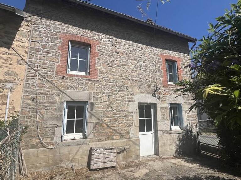 Maison de bourg de 5 pièces principales — photo 1