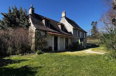 Maison en pierre de 8 pièces principales — photo du bien