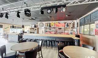 Commerce  237 m² à vendre à Saint-Pierre-de-Chandieu (69780)