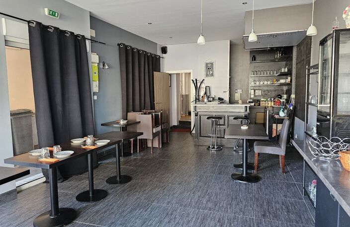 Local commercial — photo 2