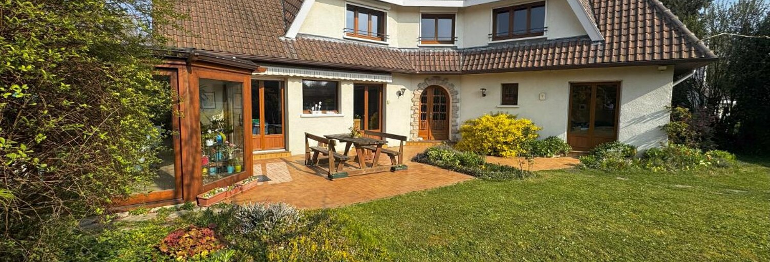Maison 9 Pièces 244 m² à vendre à Proville (59267)