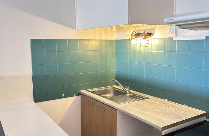 Six-Fours Très beau T2 de 51m2 en rez-de-jardin avec vue Mer — photo 5