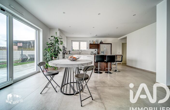 Vente Maison/villa 5 pièces — photo 3