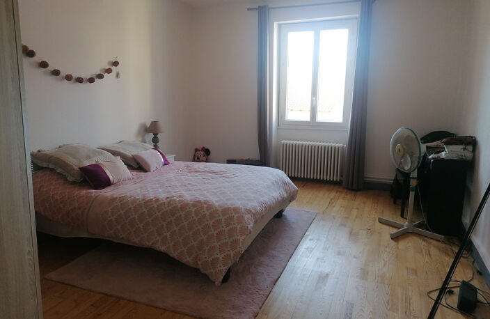 APPARTEMENT T3 EN 2E ETAGE — photo 3