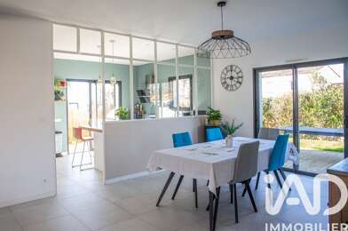 Maison 8 pièces 605000 €