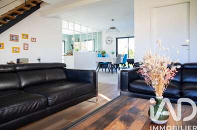 Maison 8 pièces 605000 €