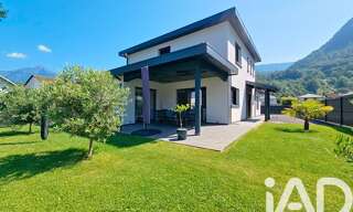 Maison 6 Pièces 160 m² à vendre à Cluses (74300)